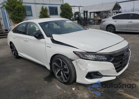 2022 Honda Accord Hybrid Sport из США, поврежденный, VIN 1HGCV3F26NA047321